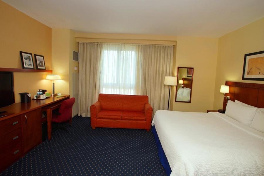Hotel Courtyard By Marriott San Juan Miramar Zewnętrze zdjęcie