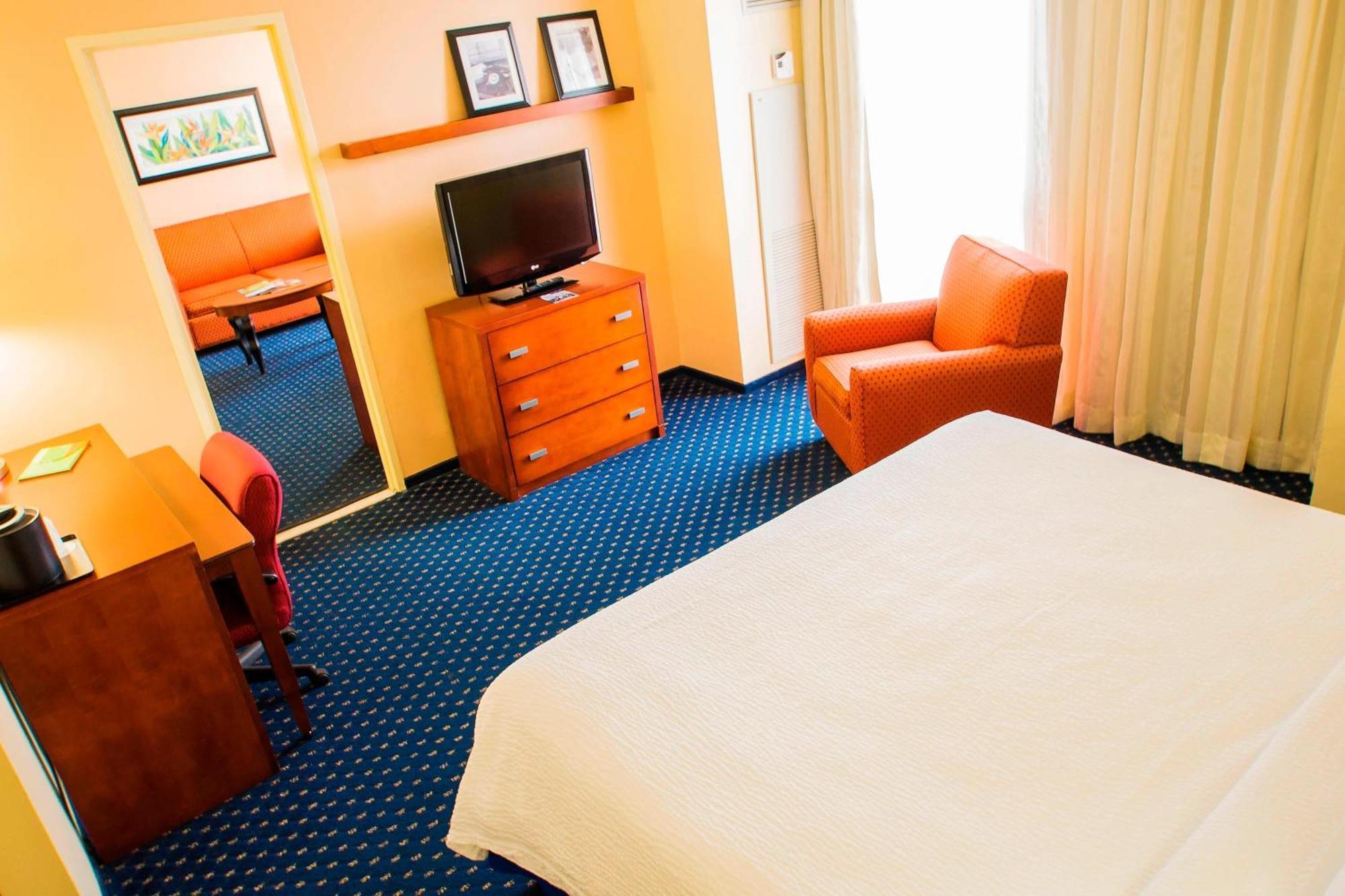 Hotel Courtyard By Marriott San Juan Miramar Zewnętrze zdjęcie