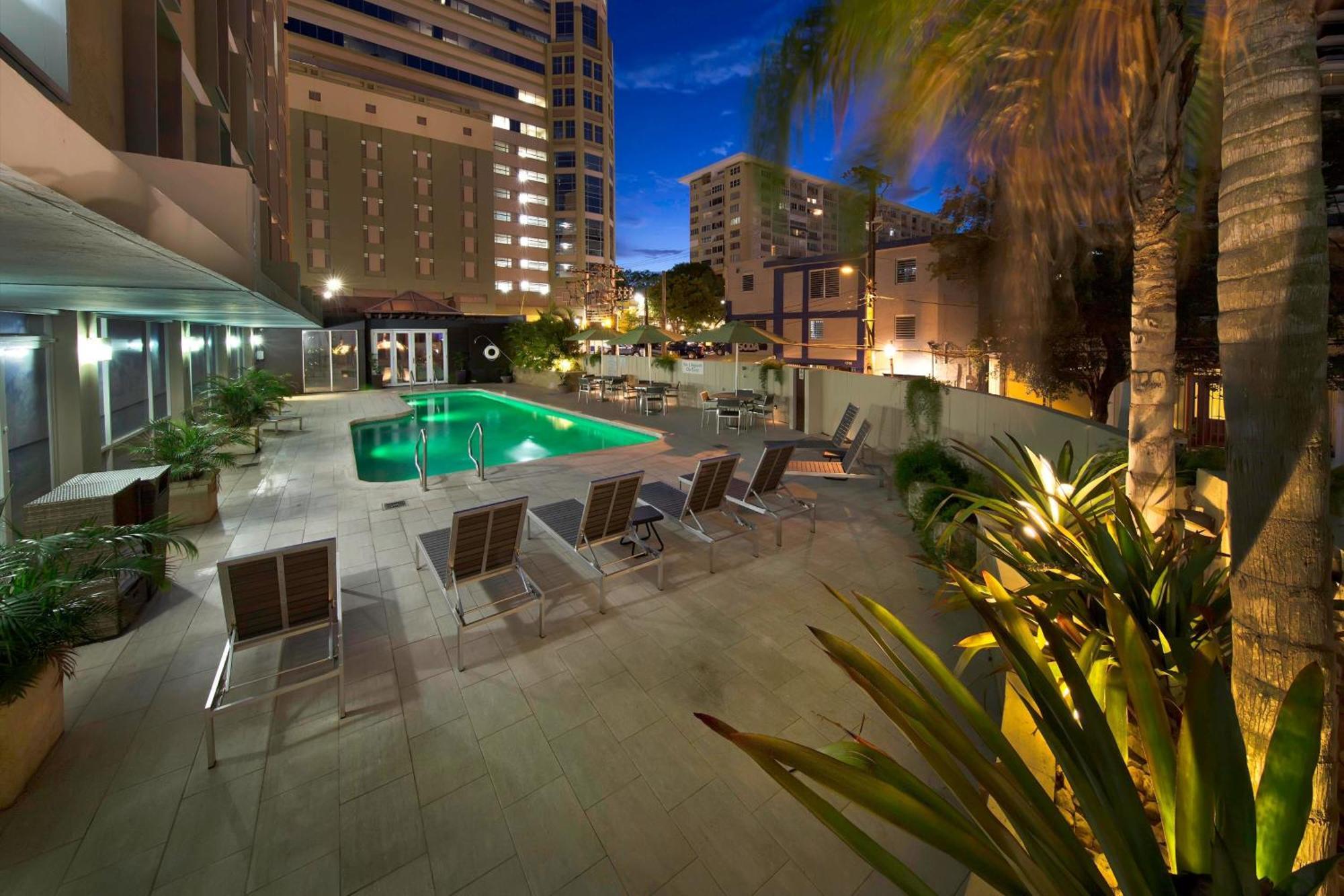 Hotel Courtyard By Marriott San Juan Miramar Zewnętrze zdjęcie